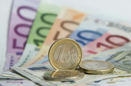 Gute Nachricht für die Finanzministerin: Die Einnahmen sind höher als erwartet. Foto: dpa/Daniel Reinhardt