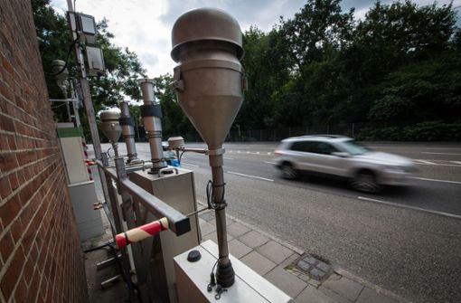 Ab 2019 soll es nach dem Willen der grün-schwarzen Landesregierung in Stuttgart Fahrverbote für Dieselautos geben. Foto: dpa