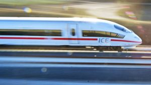 Der ICE von Stuttgart nach Berlin wird ab Ende September nicht mehr in Heilbronn halten. Foto: dpa/Martin Schutt