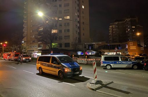 Die Polizei hat am Samstag eine geheime Party in einer Shisha Lounge in Zuffenhausen beendet. Foto: 7aktuell.de/Alexander Hald