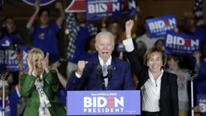 Der demokratische Präsidentschaftskandidat und ehemaliger Vizepräsident Joe Biden, spricht am Dienstag auf einer Wahlkampfkundgebung in Los Angeles. Foto: AP/Chris Carlson
