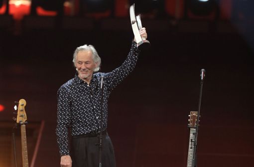 Musiker und Grafiker Klaus Voormann bei der Echo-Verleihung. Foto: dpa