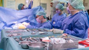 Operation am Herzen: Top-Chirurgen retten Leben