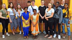 Die Jugendlichen aus Möhringen haben auch das Patenkind der Anne-Frank-Schule und ihre Schwester besucht. Foto: privat