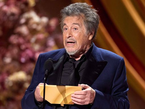 Al Pacino bei der 96. Verleihung der Academy Awards: Er durfte den Gewinner in der Kategorie Bester Film bekannt geben. Foto: imago/Picturelux
