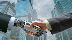 Hand in Hand in Richtung Zukunft: Böblingen will dem KI-Projekt AI Transform den rasanten Wandel in der IT-Branche mitgestalten. Foto: pa/obs VMware/shutterstock