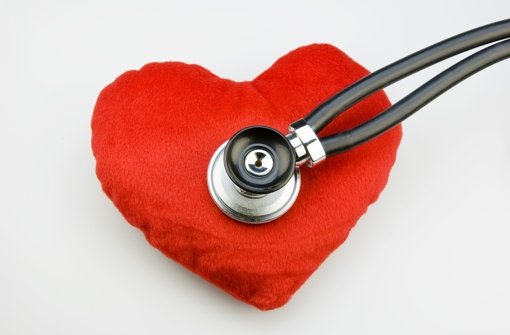 Die Herzschwäche, medizinisch Herzinsuffizienz genannt, gilt als dritthäufigste Todesursache in Deutschland, im Jahr 2012 – so steht es im aktuellen Herzbericht der DGK – erlagen ihr 46 410 Menschen. Foto: Alterfalter/Fotolia