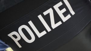 Die Polizei hat in der Nacht zum Ostersonntag in einer Flüchtlingsunterkunft in Hessen für Ruhe gesorgt. Foto: dpa