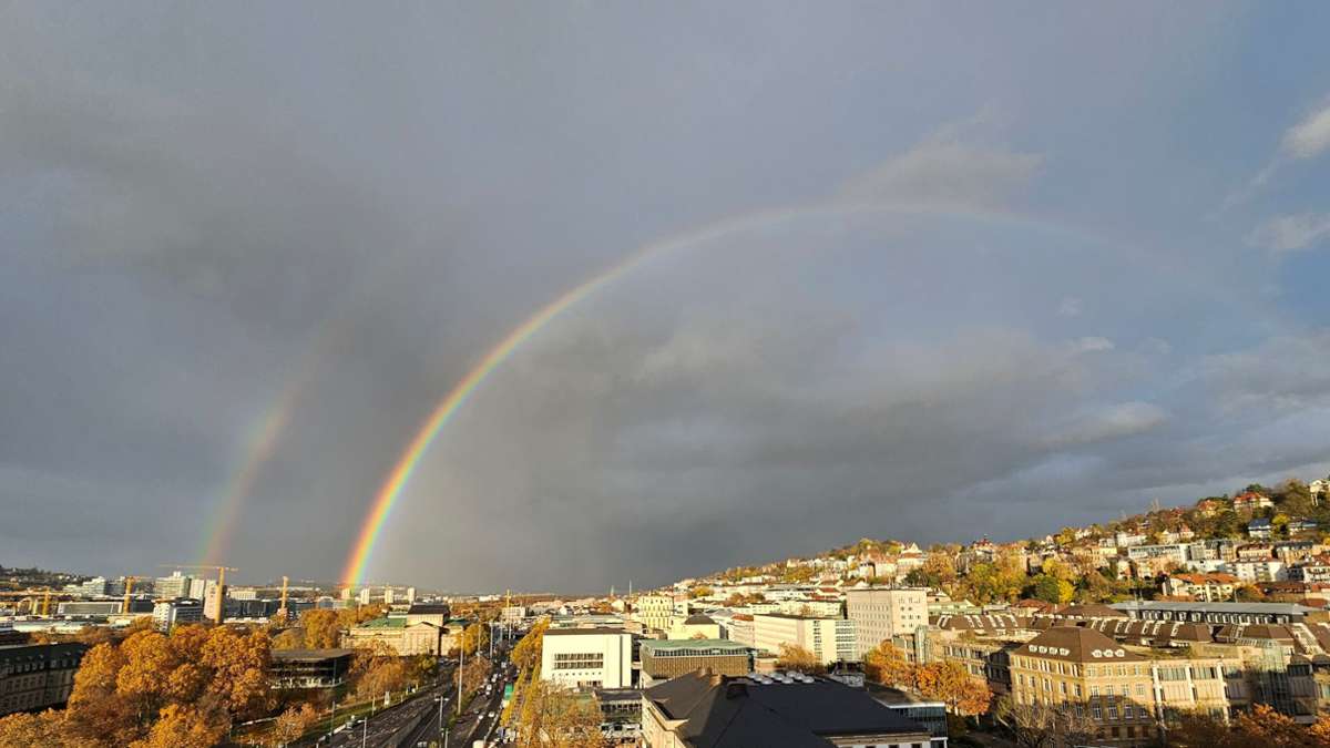 Naturereignis: Seltenes Phänomen –  Doppelter Regenbogen über Stuttgart