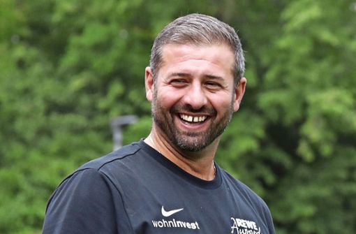 Ein glücklicher  SVF-Trainer und Sportlicher Leiter: Ioannis Tsapakidis Foto: Patricia Sigerist