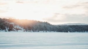 In Lappland haben Meteorologen  minus 43,6 Grad Celsius gemessen. Foto: IMAGO/Addictive Stock/IMAGO/Eric Panades