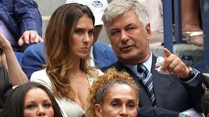 Alec Baldwin und seine Frau Hilaria haben sich die Partie zwischen Rafael Nadal und Juan Martin angeschaut. Foto: AFP