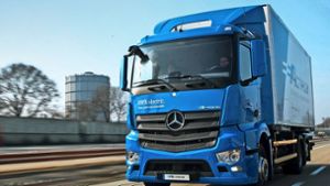 Daimlers Lkw-Sparte trägt wesentlich zum Konzerngewinn bei – und hat doch starke Einbußen beim Auftragseingang zu verzeichnen. Foto: dpa/Marijan Murat