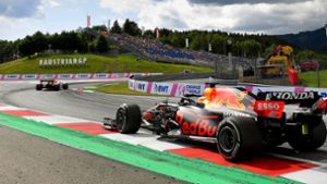 Beim Großen Preis von Österreich gilt Max Verstappen als der eindeutige Favorit, weil sein Red Bull dem Silberpfeil von Lewis Hamilton überlegen ist. Foto: imago/Mark Sutton
