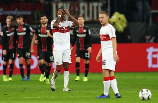 Die Spieler des VfB Stuttgart hatten zum Spielende allen Grund zur Verzweiflung. Foto: Bongarts