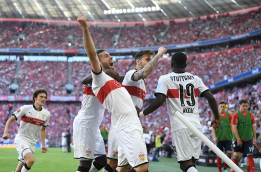 Wird der VfB Stuttgart auch in der kommenden Saison beim FC Bayern München jubeln können? Foto: dpa