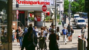 Mehr Platz für Fußgänger, weniger für Autos: Das durchzusetzen hat sich die Initiative Ludwigsburg – gut zu Fuß zum Ziel gesetzt. Foto: Simon Granville