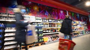 Die IHK hat die Kennzahlen für den Einzelhandel ausgewertet: Kornwestheim schlägt sich bei der IHK-Umfrage insgesamt wacker. Foto: dpa/Christian Charisius