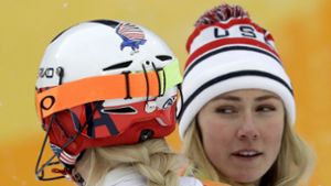 Mikaele Shiffrin (rechts) und Lindsey Vonn haben sich fest im Blick. Foto: AP