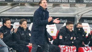 Die personellen Sorgen sind groß bei VfB-Trainer Bruno Labbadia – seine wahrscheinlichste Startelf in Leipzig finden Sie in unserer Bildergalerie. Foto: Baumann
