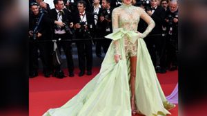 Kate Beckinsale in einem aktuellen Festival-Look bei den 76. Filmfestspielen von Cannes. Foto: imago/Independent Photo Agency Int.
