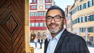 Yalcin Bayraktar, der erste von den Grünen gestellte Bürgermeister in Esslingen,  hat schon in den ersten dreieinhalb Monaten  viele Dinge angestoßen. Foto: Ines Rudel/l