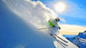Skifahren gehört für viele Menschen zum Winter dazu. Foto:Lech/Zürs-Tourismus