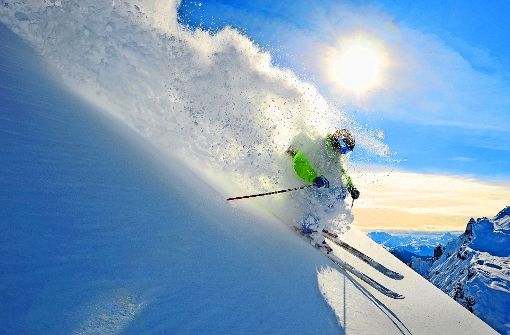 Skifahren gehört für viele Menschen zum Winter dazu. Foto:Lech/Zürs-Tourismus
