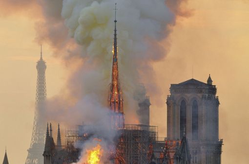 Bei dem Großbrand wurde Teile der Kathedrale zerstört. Foto: AP