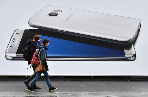 Kokelnde Smartphones haben zu einem Milliarden-Desaster geführt. Foto: AFP