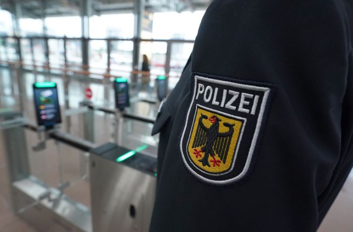 Wegen Corona: Angriffe auf Bundespolizisten rund um Stuttgart nehmen zu