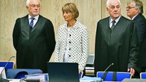 Der Promianwalt und die Ex-Oberbürgermeisterin: Wolfgang Kubicki und Christel Augenstein standen unter besonderer Beobachtung. Foto: dpa
