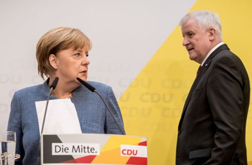 „Jeder spürt, dass es sehr ernst ist“, sagt Angela Merkel am Tag der Entscheidung im Asylstreit mit Horst Seehofer. Foto: dpa