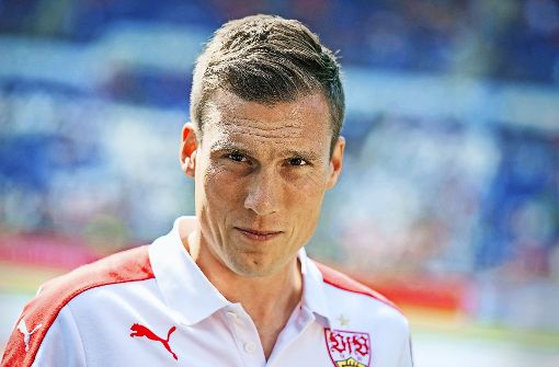 Hannes Wolf kann zum VfB-Trainingsauftakt nur zwei neue Spieler begrüßen – und sagt: „Es gibt immer Unterschiede zwischen Wünschen und Realitäten.“ Foto: dpa
