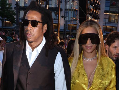 Jay-Z und Beyoncé unterstützten ihren Musikerfreund Pharrell Williams bei seinem neuen Job. Foto: imago/ABACAPRESS
