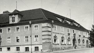 Der „Reichssender Stuttgart“ im Alten Waisenhaus hatte zum Einheitsprogramm des deutschen Rundfunks 1942 nicht mehr viel beizutragen. Aber in seinem Studio ließ Goebbels Propaganda-Jazz einspielen. Foto: Stadtarchiv Stuttgart