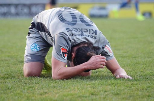 Zum Verwezweifeln: Die Kickers um Stürmer Mijo Tunjic gelingt in Göppingen kein Treffer. Foto: Pressefoto Baumann