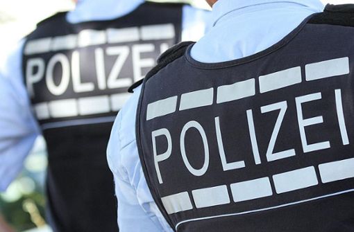 Die Polizei sucht nach dem Überfall in Stuttgart-Vaihingen Zeugen. Foto: dpa