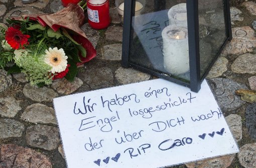 Trauer um eine Joggerin aus Endingen: Die Polizei will den Fall aufklären. Foto: dpa
