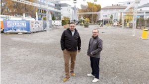 Der Aufbau läuft: Wirtschaftsförderer Felix Rapp (links) und City-Manager Hanno Kreuter Foto: City-Marketing