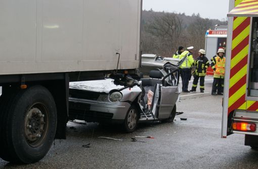 Der Unfall ereignete sich auf der A8  bei Pforzheim. Foto: SDMG/Gress