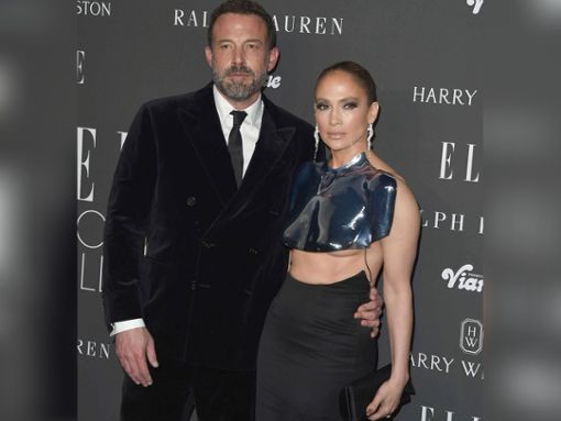 Ben Affleck und Jennifer Lopez bei der Women in Hollywood-Gala des Elle-Magazins in Los Angeles. Foto: imago/Avalon.red