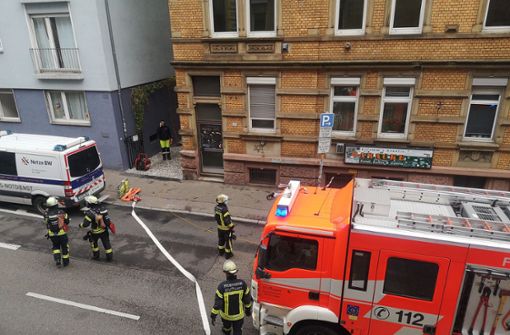 Ein Gasleck hat die Feuerwehr in Stuttgart-West auf den Plan gerufen. Foto: Julian Kares
