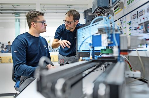 Bei der Schmalz GmbH in Glatten werden Vakuumkomponenten und -greifsysteme für die Automation entwickelt. Foto: Schmalz