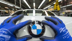 BMW setzt auf regenerative Energie. Foto: picture alliance/dpa/Armin Weigel