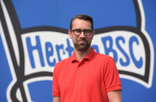 Hertha-Manage Michael Preetz darf sich über eine kräftige Finanzspritze freuen. Foto: Rainer Jensen/dpa