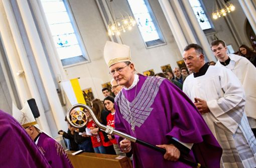 Rücktrittsforderungen gegen Kardinal Rainer Maria Woelki (hier beim Weltjugendtag 2014 in Berlin) werden lauter. Foto: dpa/Florian Schuh