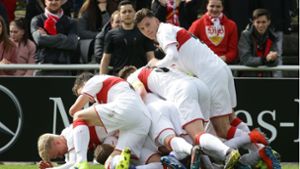 Die VfB U19 schießen sich gegen den SC Freiburg ins DFB-Pokalfinale. Foto: Pressefoto Baumann