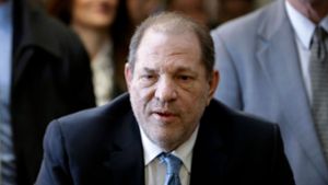 Ein Gericht in New York hat der Berufung Harvey Weinsteins stattgegeben. Foto: Mark Lennihan/AP/dpa