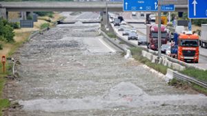 Vorbereitungen für eine Autobahn-Sanierung: Nicht nur bei Deutschlands Verkehrswegen gibt es einen gewaltigen Investitionsstau. Foto: dpa-Zentralbild